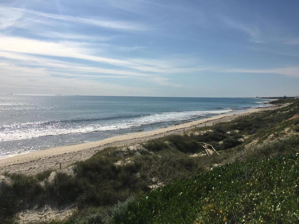 Ocean Beach Backpackers Vandrerhjem Perth Eksteriør bilde